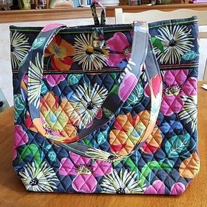 Vera Bradley jazzy bloom tote